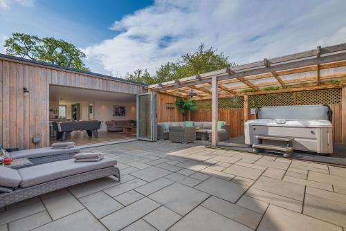 Cheltenham Maison | Bluebell Farm - The Cabin
