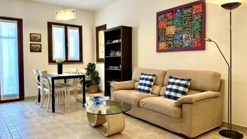 Luino Appartement | Blueberry Villa - Historic Center