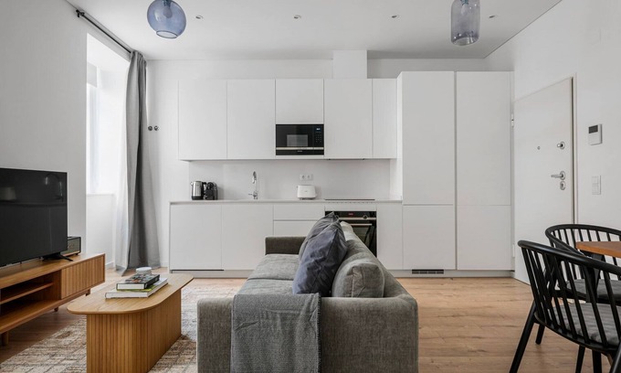 Benfica Appartement | Blueground | Benfica, furnished & fully equipped