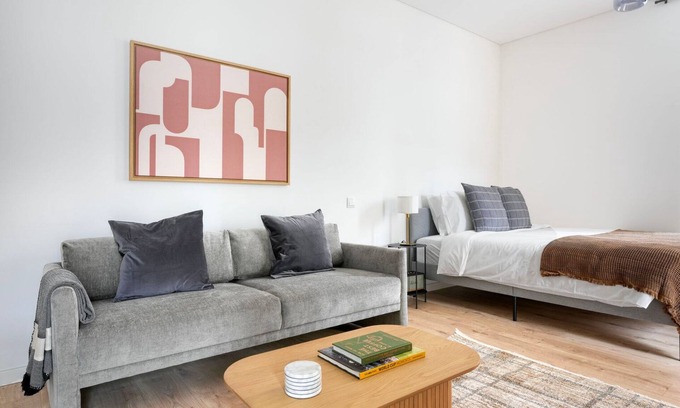 Benfica Appartement | Blueground | Benfica, furnished & fully equipped