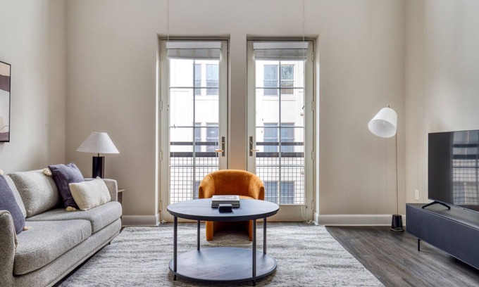 Bethesda Maison | Blueground | Bethesda, fitness center, nr Cabin John Park