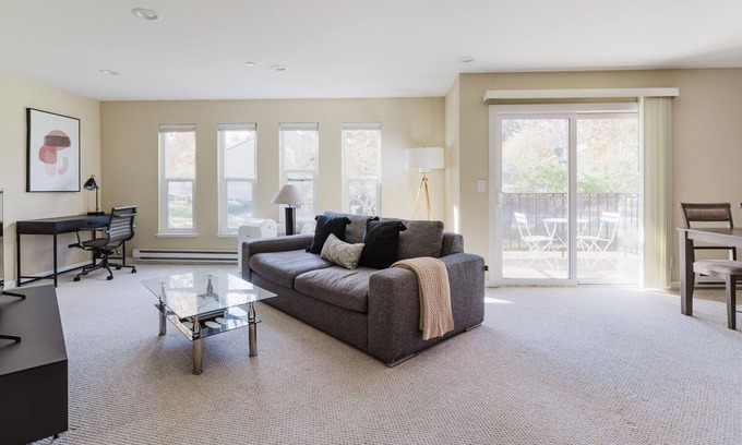Central District Appartement | Blueground | Fremont 2bd apartment