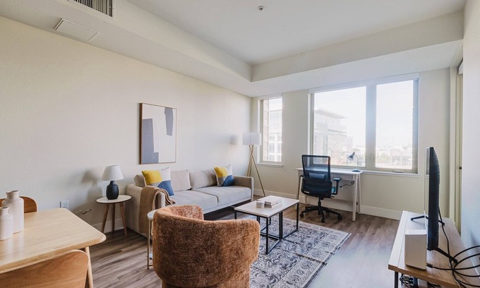 Mountain View Appartement | Blueground | Mountain View 1bd apartment