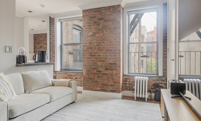 Nolita Appartement | Blueground | Nolita, view, nr Bowery