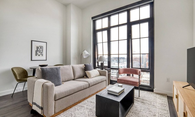 Gallaudet Appartement | Blueground | Northeast Washington, pool, nr Union Market