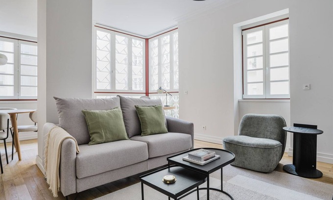 Sao Sebastiao da Pedreira Appartement | Blueground | São Sebastião, AC & w/d, nr park