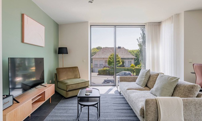 Senningerberg Appartement | Blueground | Senningerberg, balcony, nr Parc de Merl