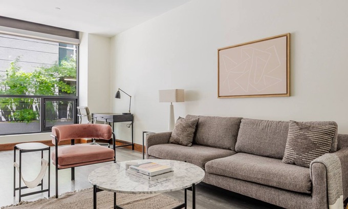 Waterfront Appartement | Blueground | Waterfront, view, nr Aquarium