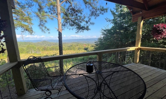 Trenton Cabine | Bluff view cabin
