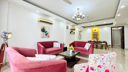 Green Park Appartement | BluO 3BHK Safdarjung Enclave, Lift & Terrace Garden