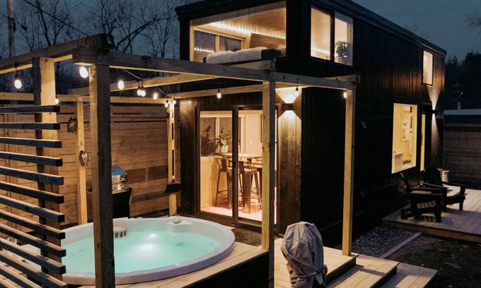Chatham Maison | BLUSH: Boutique TINY home*private spa*walk to town