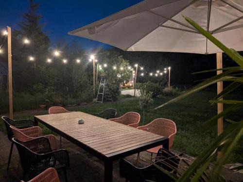 Londerzeel Maison | BNB Green refuge: Vakantiehuis met zeer grote tuin
