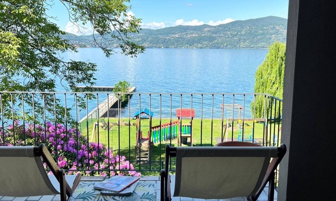 Ispra Appartement | Bnbook Casa Luccio Vista lago-Ispra