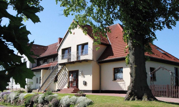 Kroepelin Appartement | Boutique Apartment in Kröpelin with Terrace
