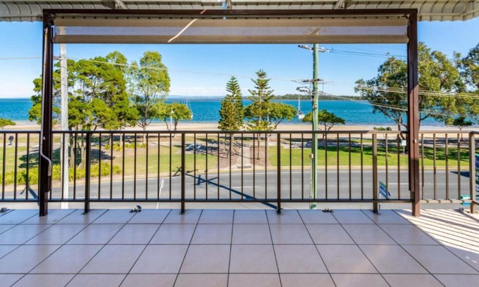 Bongaree Maison | Boasting some of Bribie's Best Waterviews