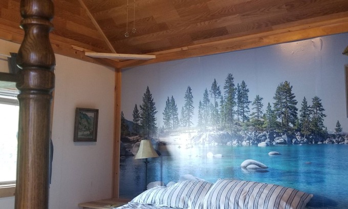Rathdrum Cabine | BOAT ACCESSIBLE ONLY. Lake front secluded cabin. You must have access to a boat