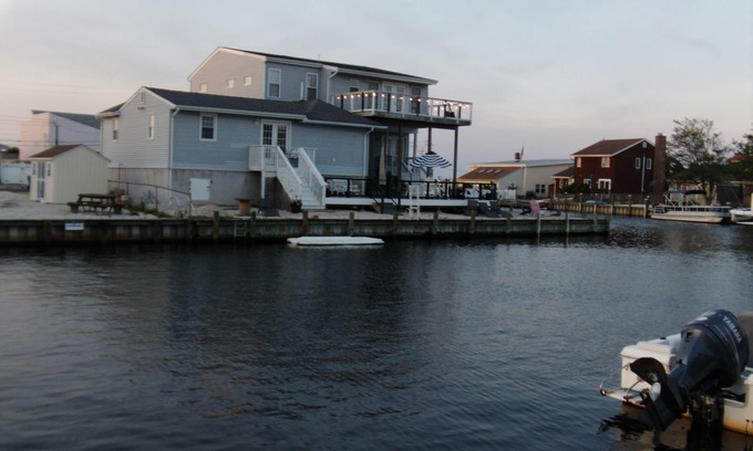 Ortley Beach Maison | Boater's Paradise, Boat Slip Included, 10 min from Beach!
