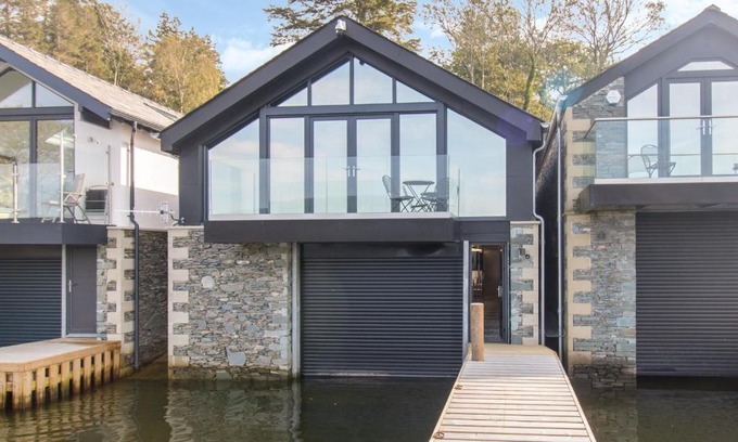Windermere Maison | Boathouse on the Lake