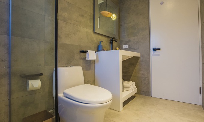 Malmok Appartement | Boca Catalina Upscale Apt 2bd-2bath étapes à la plage