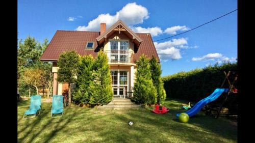 Podmacharce Cabine | Bociani Domek