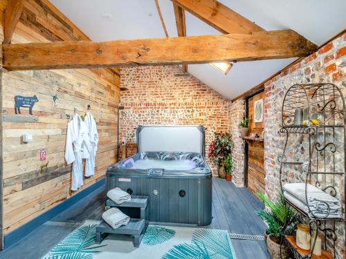 Ingham Maison | Bockety Barn