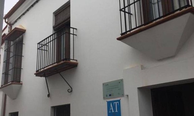 Constantina Appartement | Bodeguetas 1 bedroom with patio pets welcome