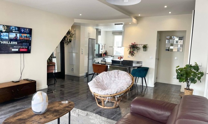 Savigny-sur-Orge Appartement | Bohemian & Chic Apartment 20' from Paris