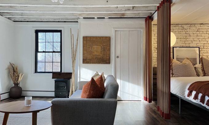 Kingston Maison | Bohemian style open LOFT