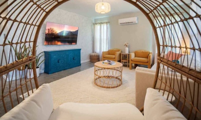 Ithaca Maison | BOHO HOUSE- A Rural Escape For The Modern Bohemian