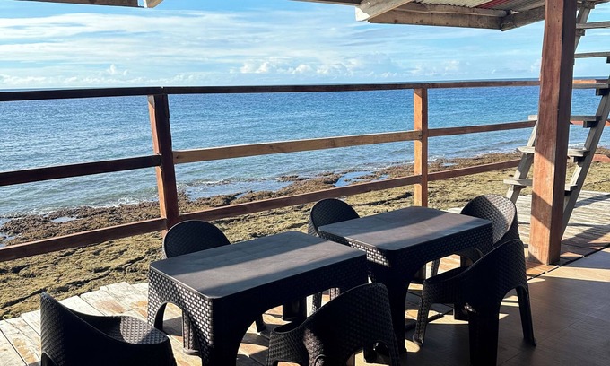 Clarin Maison | Bohol Beach House Costa Cantagay 4 bdrms for 10-12 pax (beachfront)