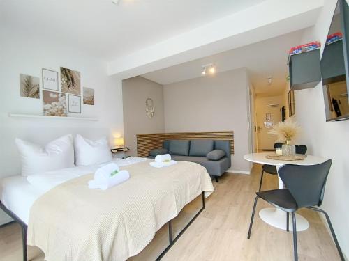Buckenhof Appartement | Bohotastic Apartment für bis zu 4, Terrasse, Grill