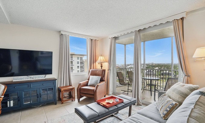 Bonita Springs Copropriété | Bonita Beach and Tennis 5904. Enjoy the luxury feel in our studio condo.