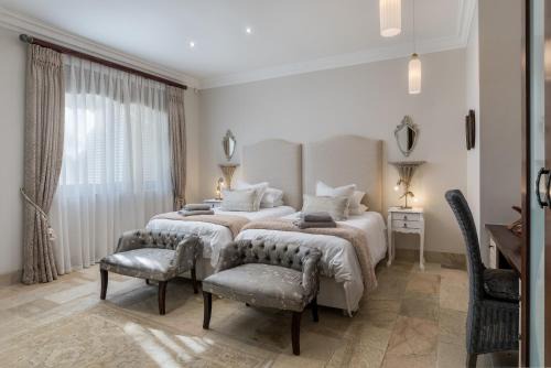 Trawal Lit Et Petit-Déjeuner | Bonne Chance Luxury Estate