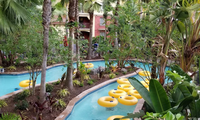 Florida Central Atlantic Coast Station Balnéaire | Bonnet Creek Wyndham 2 bedroom 2 bath condo available starting September 2025