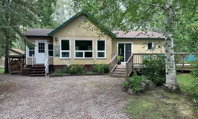 Lester Beach Cabine | Cabin in Belair Properties