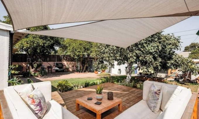 Harbor Gateway North Maison | Book via Air B-n-B instead