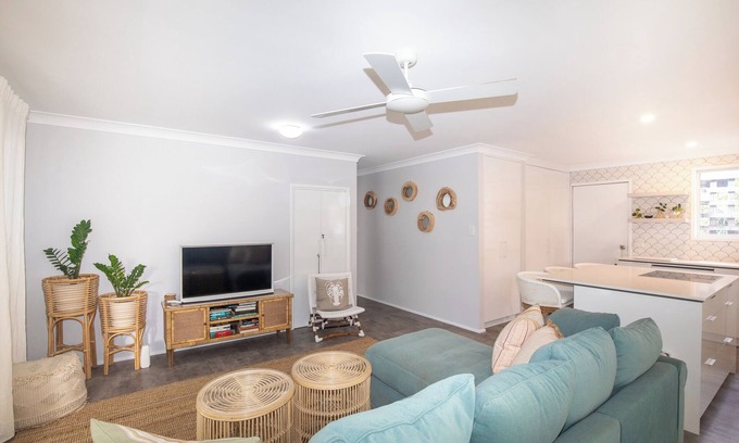 Point Lookout Maison | Boondi - beautiful lowset home, walk to everything
