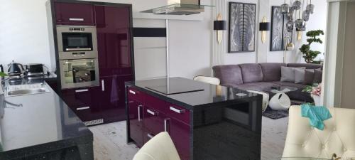 Chomutov Appartement | Bordó apartmán A4 v Chomutově