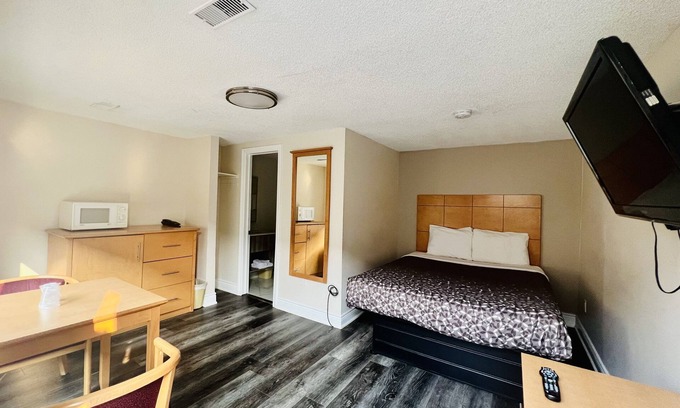 Angus Hôtel | Borden Inn & Suites