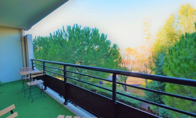 La Plage Appartement | Borely - Apartment with terrace near the sea