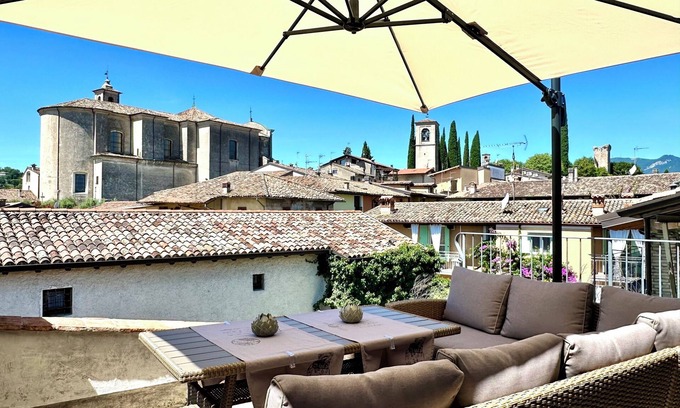 San Felice del Benaco Appartement | Borgo dei Sogni - Luxury Loft at Lake Garda