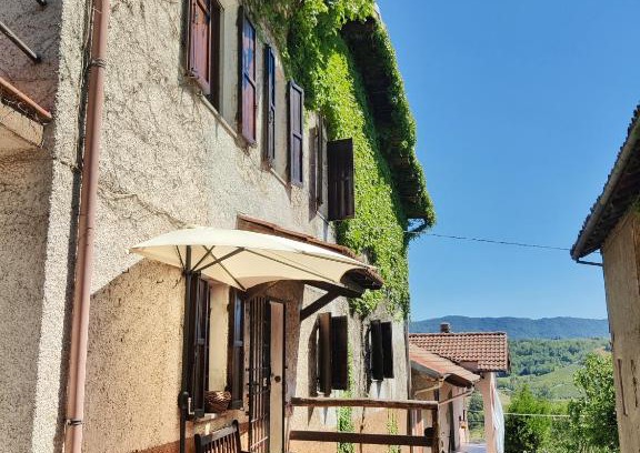 Cremolino Appartement | Borgo Francia
