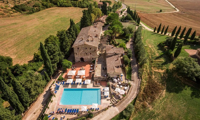 Simignano Maison | Borgo Il Poggiaccio