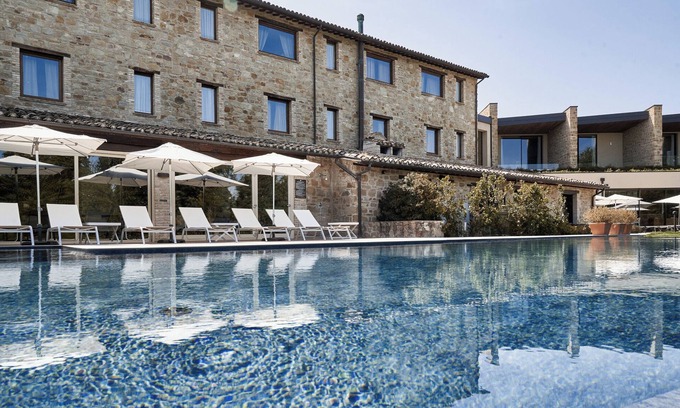 Castelraimondo Hôtel | Borgo Lanciano Resort & Spa