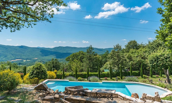 Chiusdino Villa | Borgo Paradiso 4+2, Emma Villas