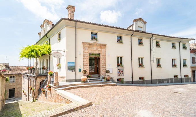Neive Hôtel | Borgo Vecchio Locanda di Charme