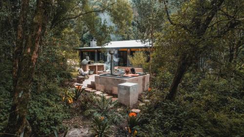 George Maison | Boshuis Farm Stay