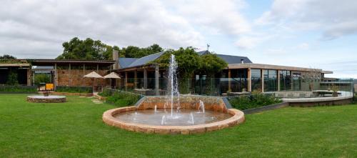 Klein Brak River Cabine | Botlierskop The Village Lodge