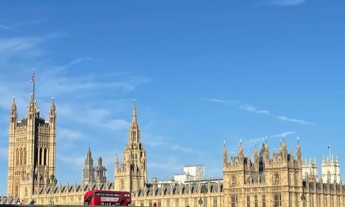 Portsoken Hôtel | Botolph Junior Suite at Hotel Saint—Near British Museum, Somerset House, & More