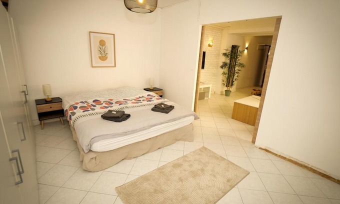 Port-de-Bouc Appartement | Bouc et Lumières